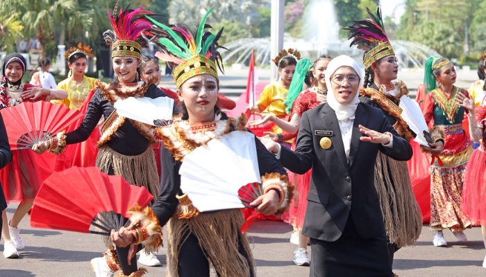 Pemkot Surabaya Rayakan Hari Sumpah Pemuda dengan Penghargaan untuk Pemuda Inspiratif