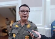 Satpol PP Butuh Waktu 3 Hari Bersihkan APK Pilkada 2024 di Surabaya