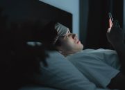 4 Dampak Buruk Paparan Blue Light bagi Kulit