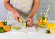 Cara Membuat Detox Water, Minuman Sehat dan Menyegarkan untuk Tubuh