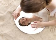 Pentingnya Self-Reflection dalam Pengembangan Diri, Memahami Diri Sendiri untuk Menjadi Lebih Baik