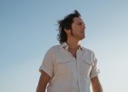 5 Cara Ampuh Mengatasi Rambut Gatal pada Pria