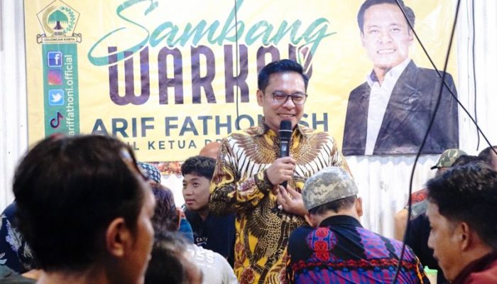 Sambang Warkop, Arif Fathoni Dengar Keluhan Warga soal Lapangan Sepak Bola Kampung