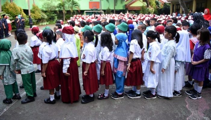 Tips Menjaga Kesehatan Mental Anak-Anak Saat Kembali ke Sekolah dengan Sistem Pembelajaran Campuran Setelah Lebaran, Mengatasi Tantangan dan Adaptasi