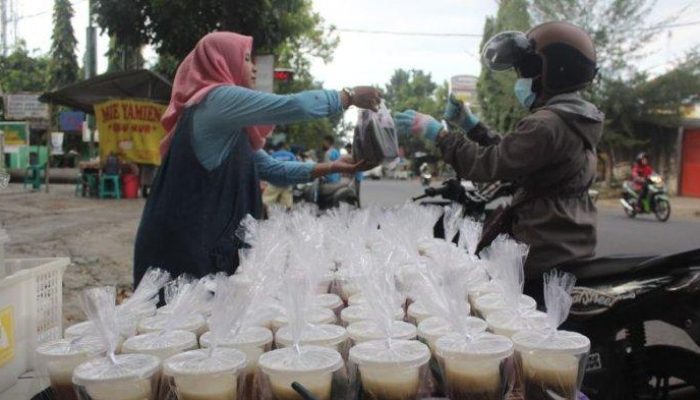 Tips Memilih Takjil Nikmat dan Sehat untuk Buka Puasa