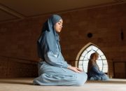 Kilau Rambut di Hari Raya: Rahasia Perawatan Rambut Panjang dan Pendek untuk Wanita Berhijab Jelang Lebaran