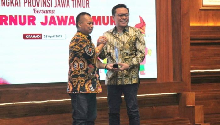 Arif Fathoni: Dari Politik Asyik hingga Penghargaan Politisi Muda Inspiratif PWI Jatim Awards 2025