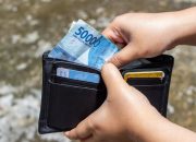Dompet Tipis Pasca-Lebaran? Ini 5 Cara Cerdas Atur Keuangan Mahasiswa
