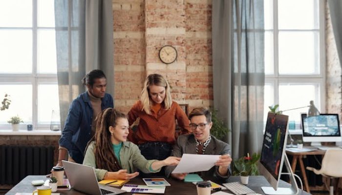 Zillennials Take Charge, Skill Leadership yang Bikin Lo Jadi Game Changer