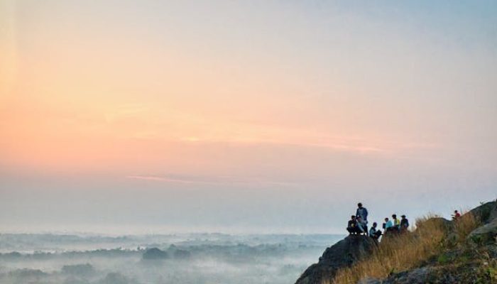 Jangan Sampai Terjebak! 5 Kesalahan Fatal Pendaki Pemula yang Harus Dihindari Saat Naik Gunung