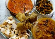 Mengapa Ketupat Tak Boleh Dimakan Sendirian? Filosofi di Balik Pasangan Opor Ayam & Sambel Goreng