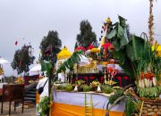 Upacara Kasada, Tradisi Leluhur Suku Tengger yang Tetap Lestari di Kaki Gunung Bromo