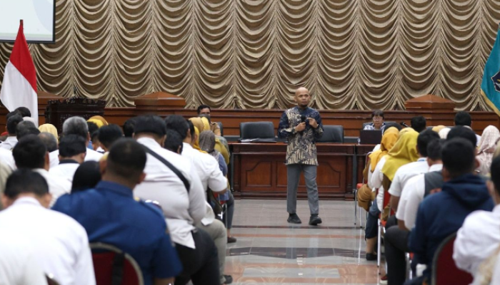 Tingkatkan Keterbukaan Informasi, Pemkot Surabaya Gelar Bimtek Pengaduan Wargaku