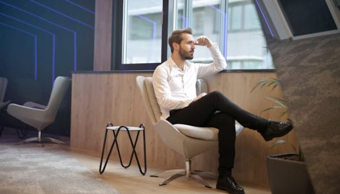 Stop Overthinking, 5 Hal yang Wajib Kamu Hindari Sebelum Tidur