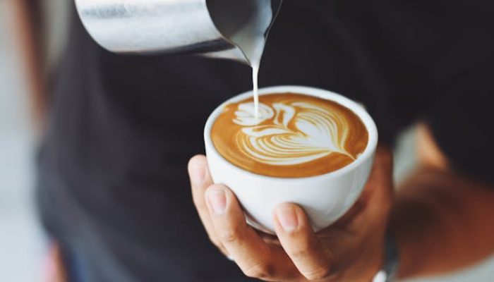7 Tips Jitu Agar Tidur Tetap Nyenyak Meski Kamu Pecandu Kopi