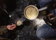 4 Cara Mengatasi Lapar Saat Bekal Makan Habis Saat Mendaki