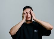 5 Alasan Kuat Kenapa Fenomena FOMO Makin Merebak di Kalangan Anak Muda