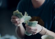 5 Tips Jitu Hadapi Quarter-Life Crisis Sebelum Genap 25 Tahun