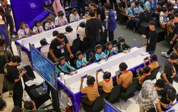 Pemkot Surabaya Dorong Esport Pelajar, Tekankan Belajar Sebelum Bermain Gim