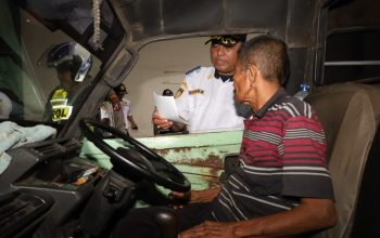 Jelang Lebaran, Puluhan Angkot di Surabaya Terjaring Razia KIR dan Trayek