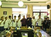 Momemtum HUT RI ke 81, DPRD Surabaya Ajak Warga Perkuat Nasionalisme Lewat Pengibaran Merah Putih